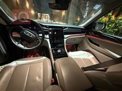 جیپ گراند شیرۆکی